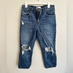 Abercrombie & Fitch the Boyfriend Mid Rise jeans. Size 30/ 10